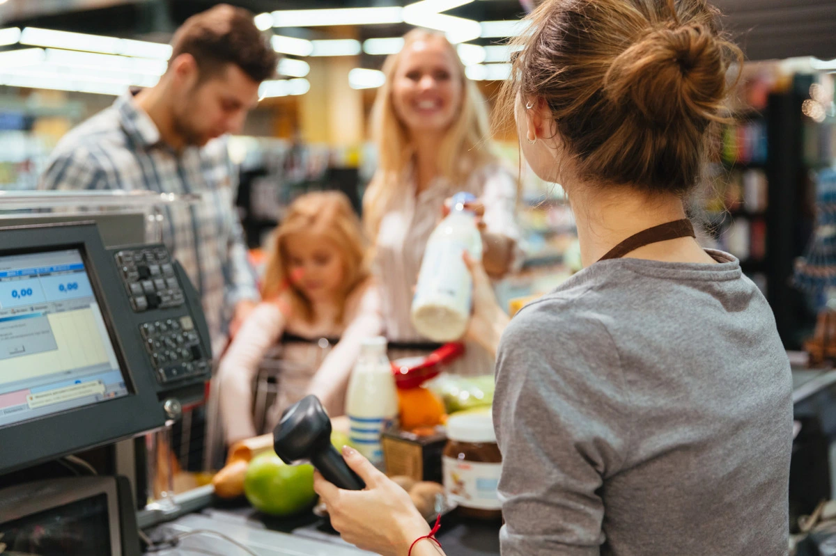 Cloud-Based vs. On-Premise POS Software: Which One is Right for You?